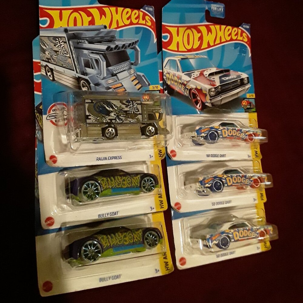 6 HW HOT WHEELS ARTS RAIJIN EXPRESS, 2 BULLY GOAT, 3 '68 DODGE DART CARS